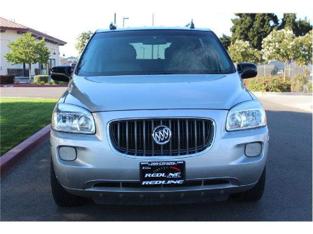 2005 Buick Terraza All The Whistlesbells