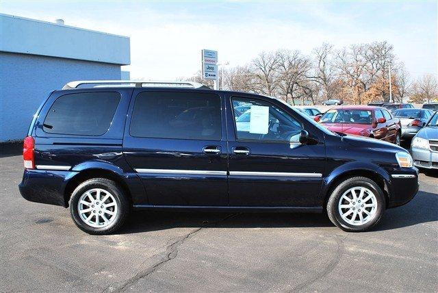 2005 Buick Terraza All The Whistlesbells