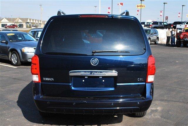 2005 Buick Terraza All The Whistlesbells