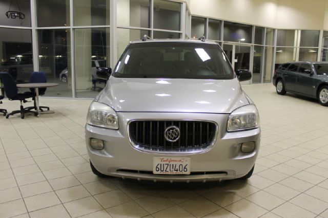 2005 Buick Terraza All The Whistlesbells