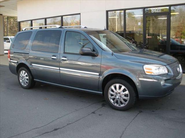 2005 Buick Terraza All The Whistlesbells