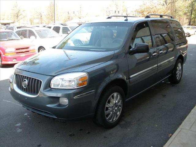 2005 Buick Terraza All The Whistlesbells