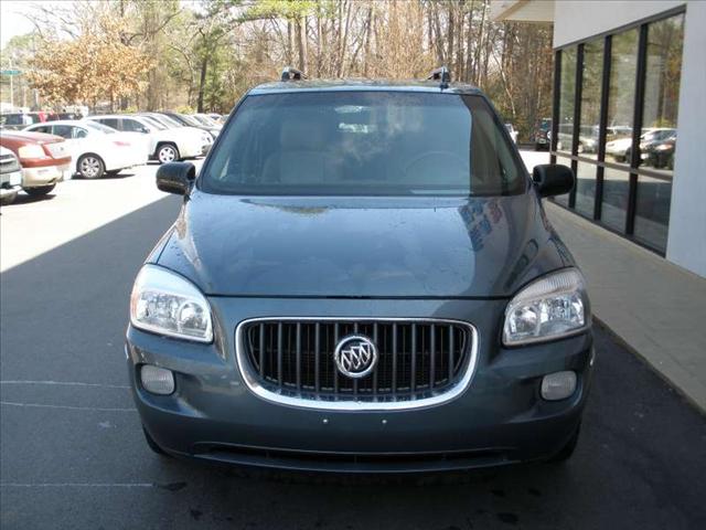 2005 Buick Terraza All The Whistlesbells