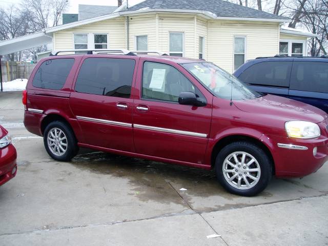 2005 Buick Terraza All The Whistlesbells