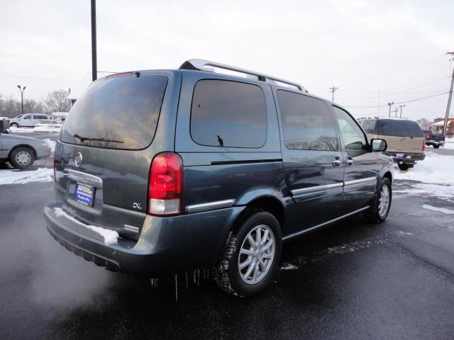 2005 Buick Terraza All The Whistlesbells