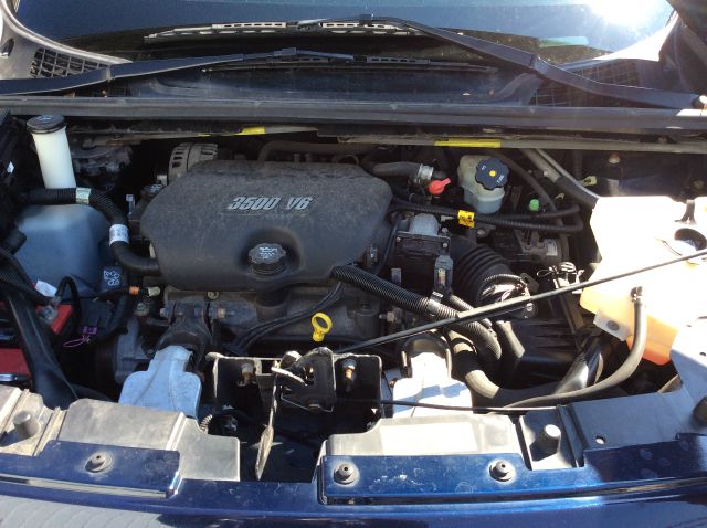 2006 Buick Terraza GS 460 Sedan 4D