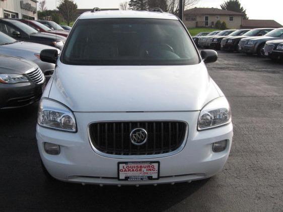 2006 Buick Terraza GS 460 Sedan 4D