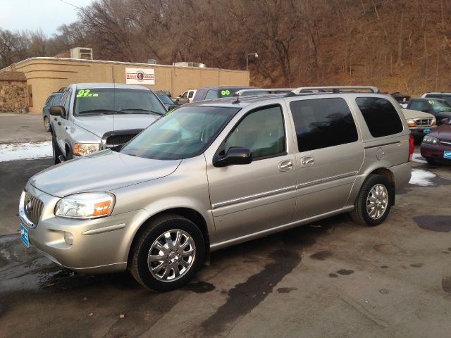 2006 Buick Terraza All The Whistlesbells
