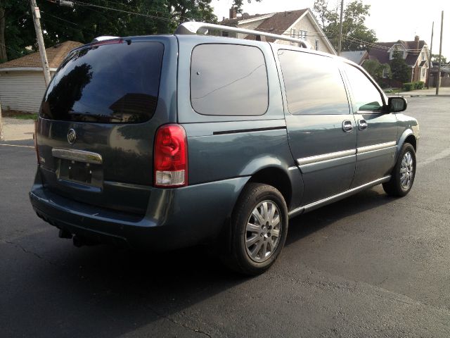 2006 Buick Terraza All The Whistlesbells