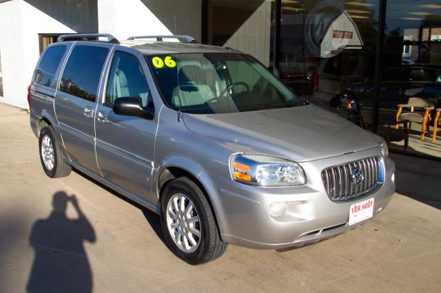2006 Buick Terraza All The Whistlesbells