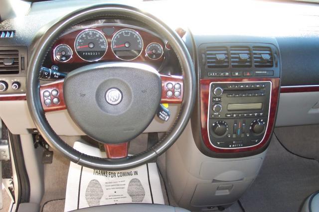 2006 Buick Terraza All The Whistlesbells