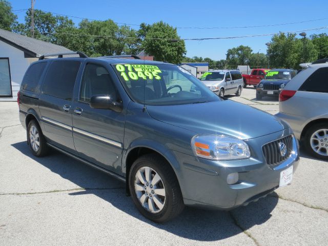 2007 Buick Terraza All The Whistlesbells