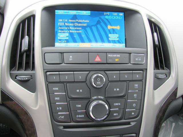 2013 Buick Verano Turbo / Komfort