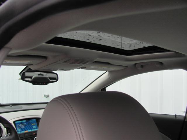 2013 Buick Verano Turbo / Komfort