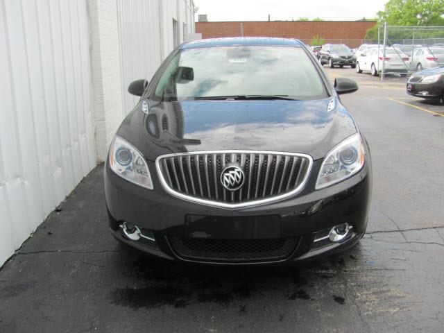 2013 Buick Verano Turbo / Komfort