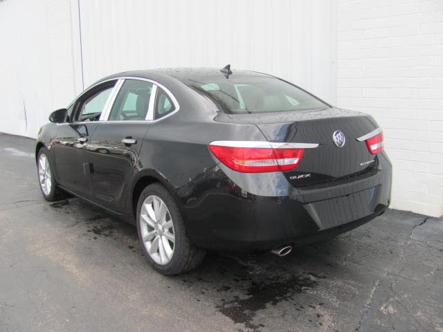 2013 Buick Verano Turbo / Komfort