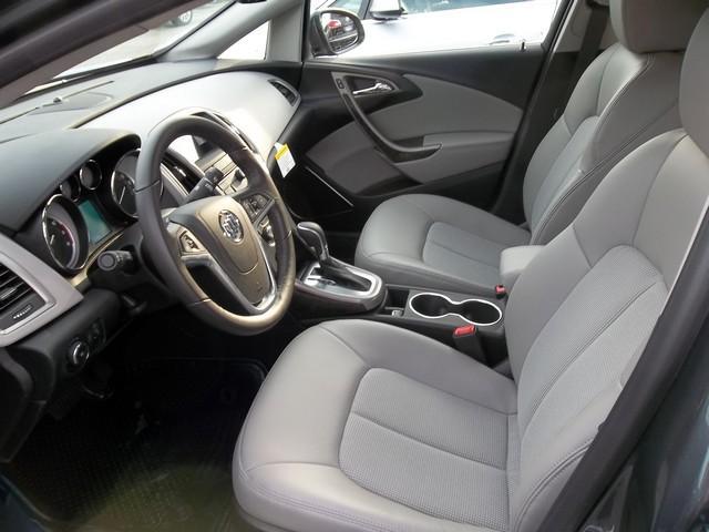 2013 Buick Verano SE Sedan