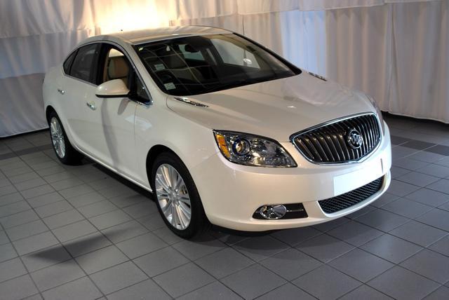 2013 Buick Verano Turbo / Komfort