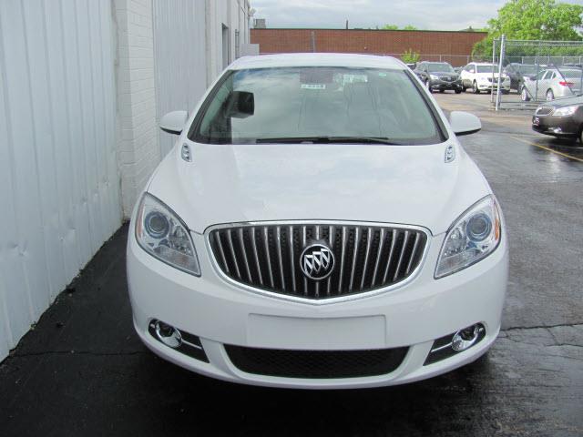 2013 Buick Verano Base