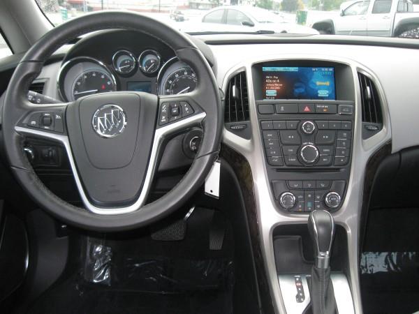 2013 Buick Verano Turbo / Komfort