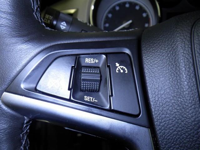 2013 Buick Verano Turbo / Komfort