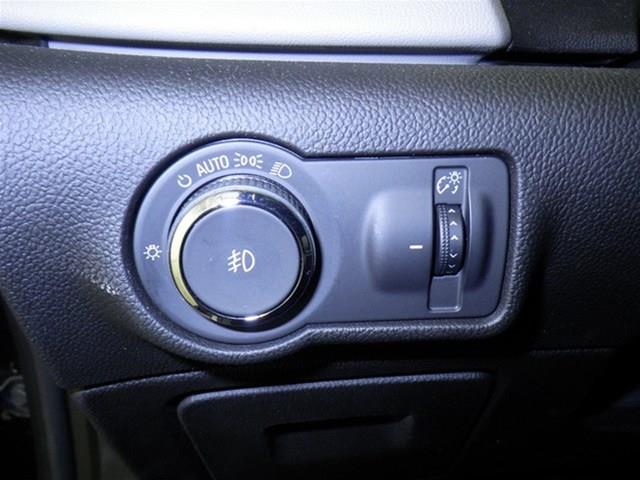 2013 Buick Verano Turbo / Komfort