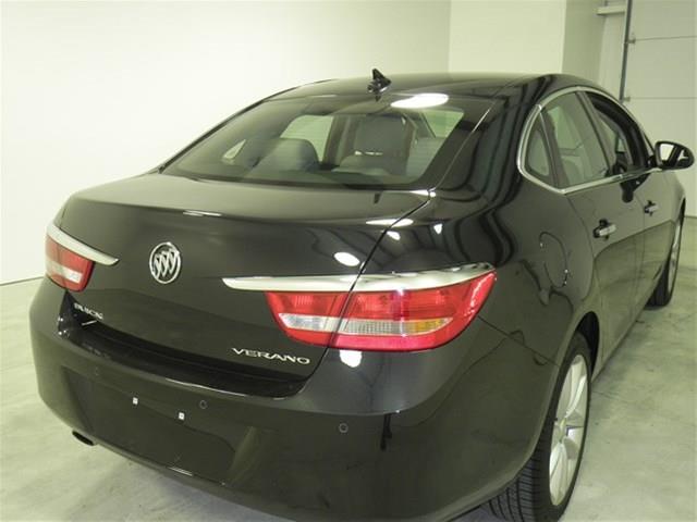2013 Buick Verano Turbo / Komfort