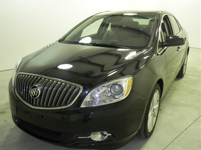 2013 Buick Verano Turbo / Komfort
