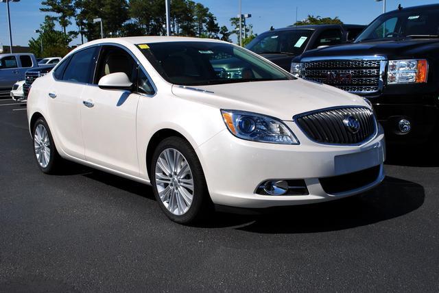 2013 Buick Verano Turbo / Komfort