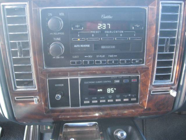 1992 Cadillac Brougham Base