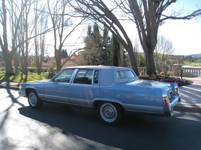 1992 Cadillac Brougham Unknown