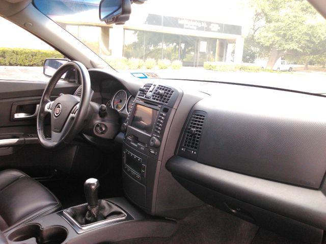 2006 Cadillac CTS-V CE Van