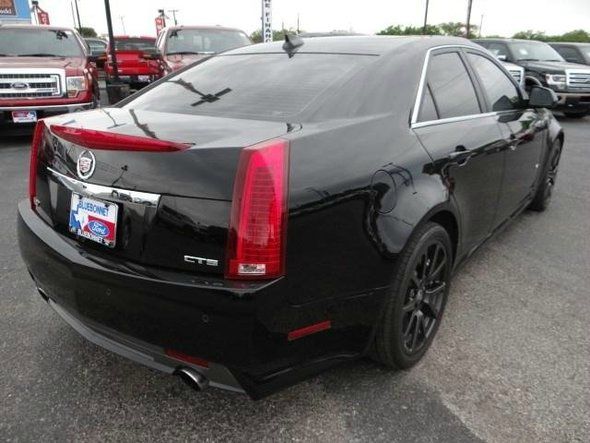 2009 Cadillac CTS-V CE Van