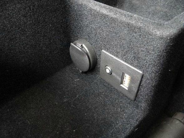 2009 Cadillac CTS-V CE Van