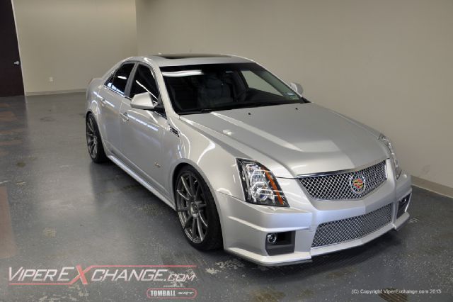 2010 Cadillac CTS-V CE Van