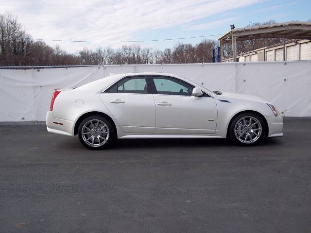 2010 Cadillac CTS-V Unknown