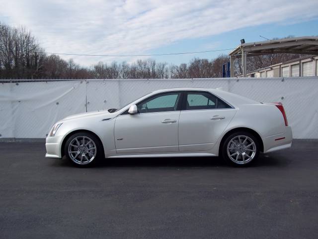 2010 Cadillac CTS-V Unknown