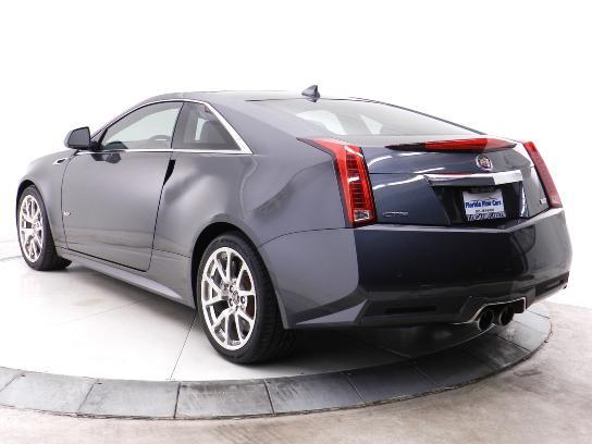 2011 Cadillac CTS-V CE Van