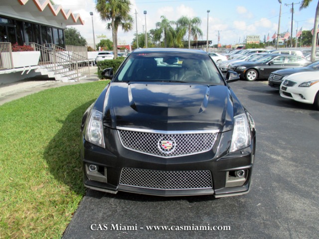 2013 Cadillac CTS-V CE Van