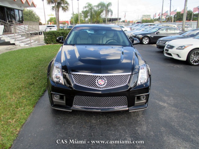 2013 Cadillac CTS-V CE Van