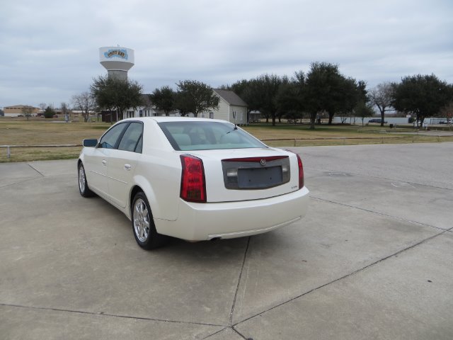2003 Cadillac CTS Base