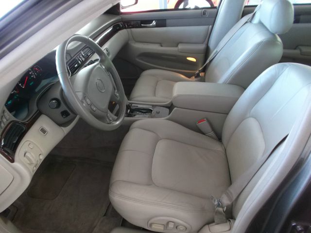 2003 Cadillac CTS Base