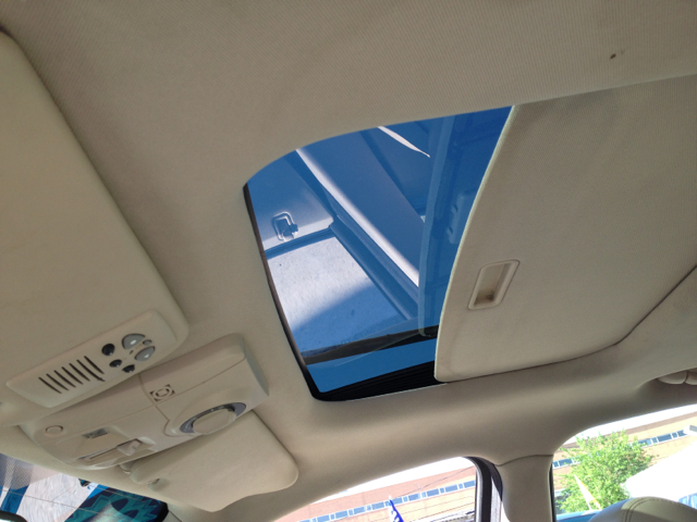 2003 Cadillac CTS Base