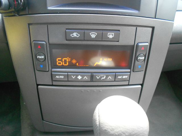 2003 Cadillac CTS Base