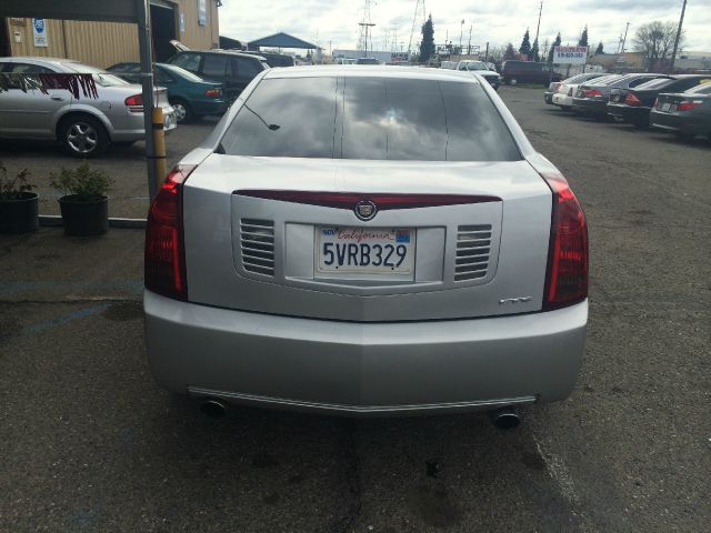 2003 Cadillac CTS Base