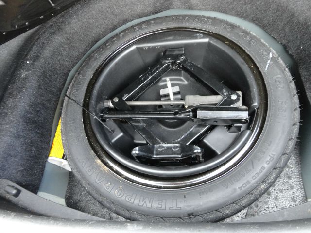 2003 Cadillac CTS Base