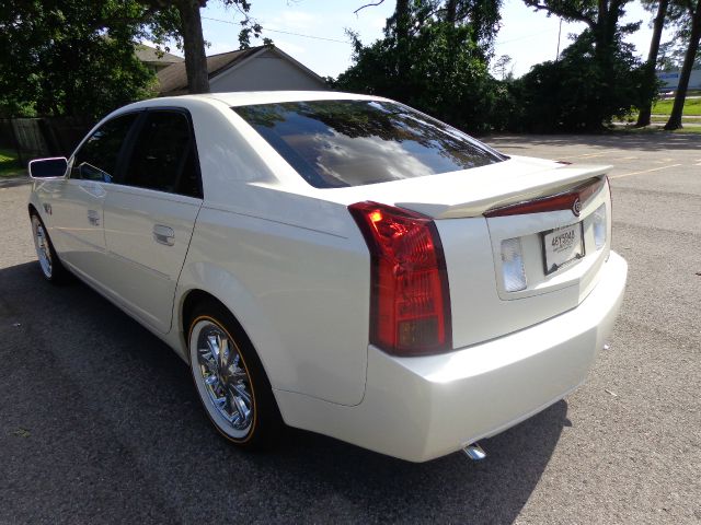 2004 Cadillac CTS Base
