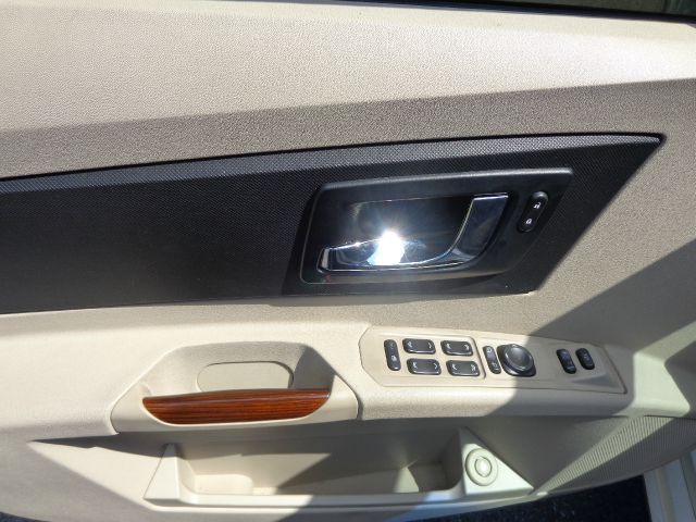 2004 Cadillac CTS Base