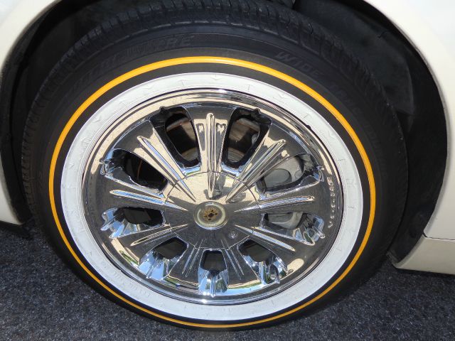 2004 Cadillac CTS Base