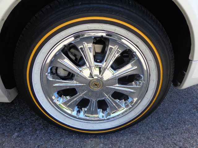 2004 Cadillac CTS Base